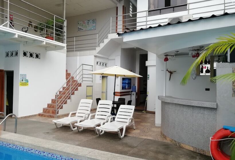 هتل La Casona Inn