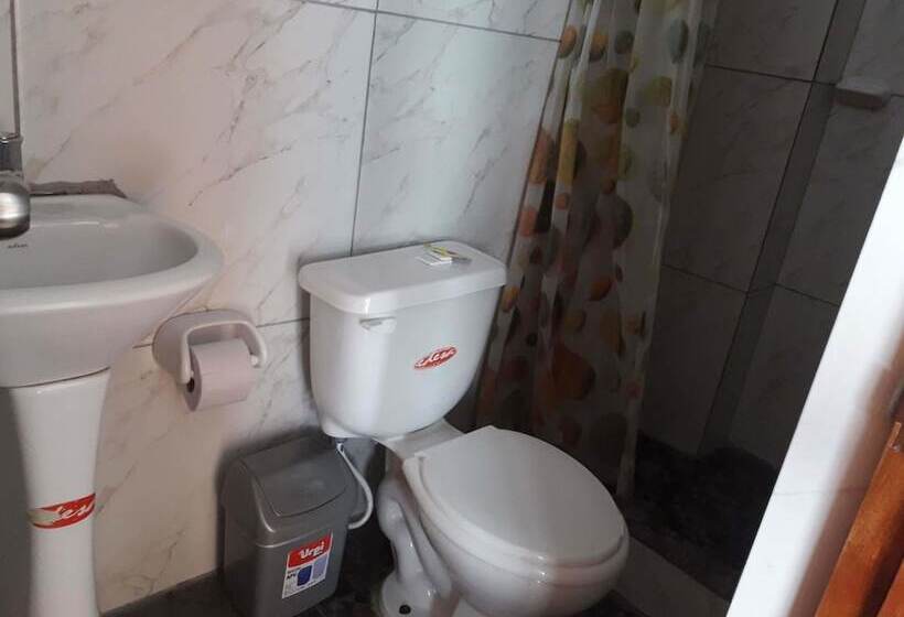 هتل La Casona Inn