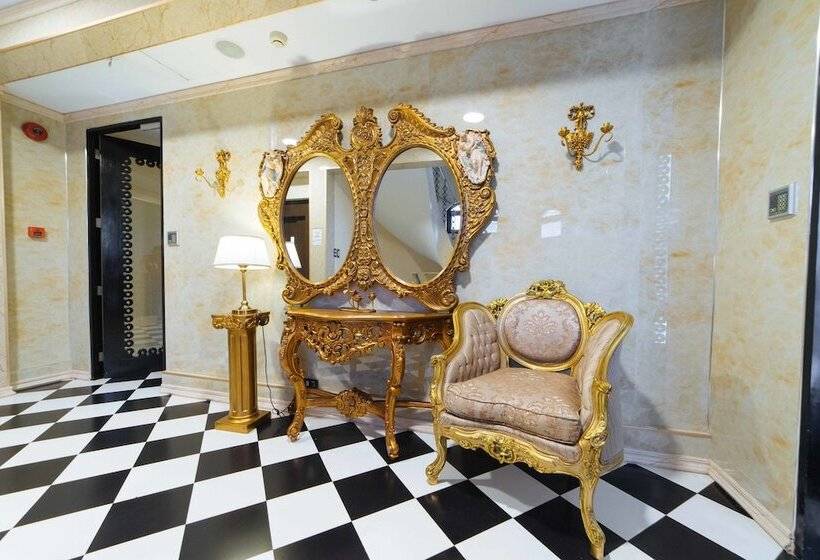 فندق Reddoorz Plus @ Aguirre Avenue Bf Homes