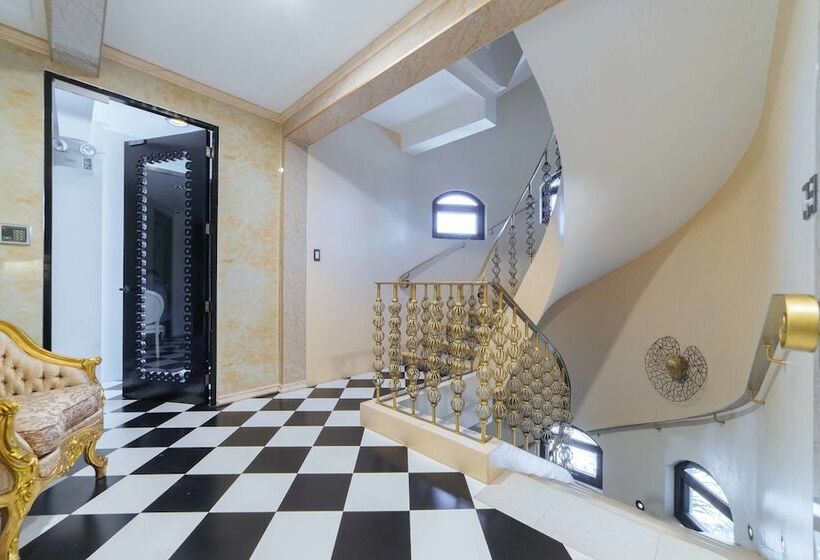 فندق Reddoorz Plus @ Aguirre Avenue Bf Homes