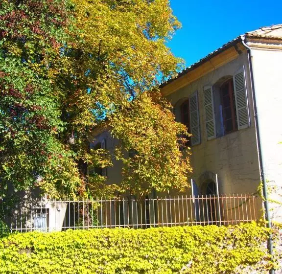 پانسیون La Maison Des Marronniers