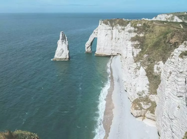 Aamiaismajoitus (B&B) Les Tilleuls Etretat