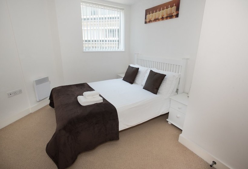 Celador Apartments  Projection West Serviced Apartments