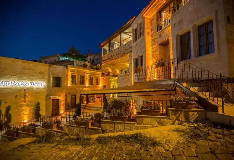 ホテル Luna Cave