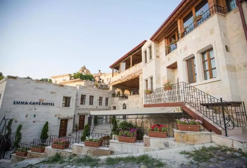 ホテル Luna Cave
