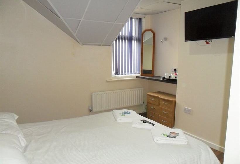 Anzy Panzy Hotel And Apartments