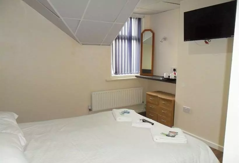 Anzy Panzy Hotel And Apartments