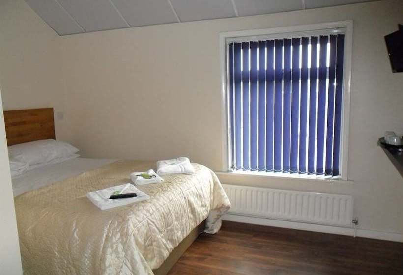 Anzy Panzy Hotel And Apartments