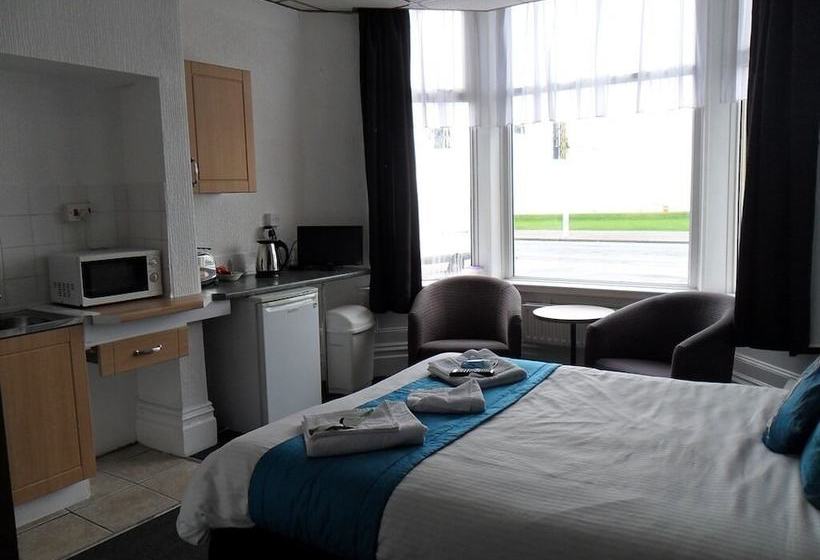 Anzy Panzy Hotel And Apartments