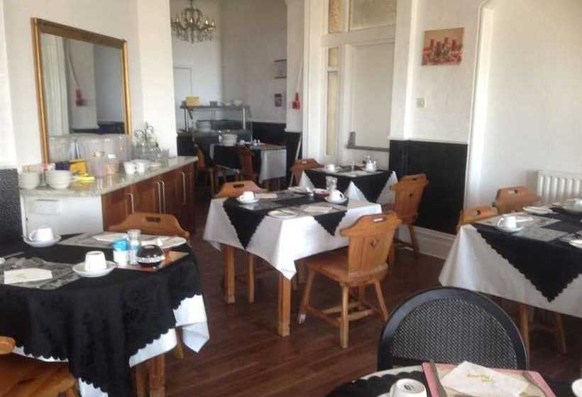 Anzy Panzy Hotel And Apartments