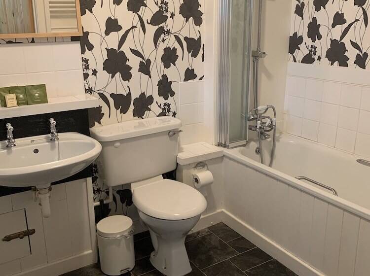 펜션 Ffos Y Ffin   Ascension In The Fields