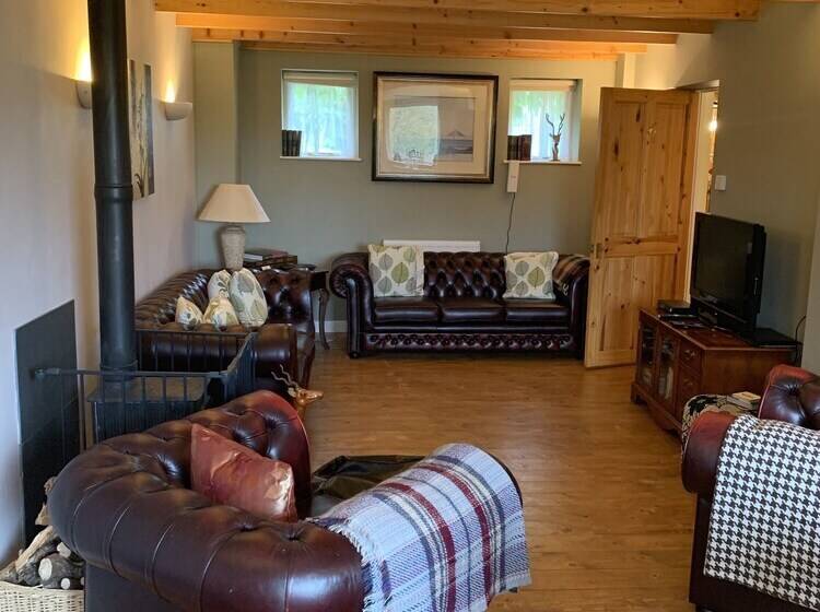 펜션 Ffos Y Ffin   Ascension In The Fields