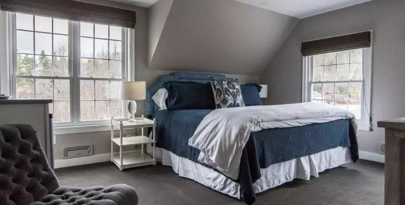 Russell House Bed And Breakfast