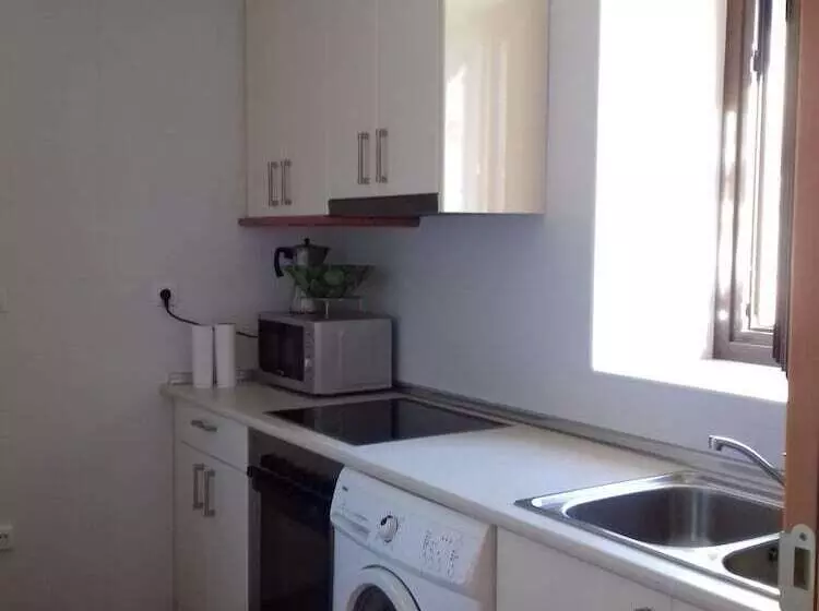 Albergue Corral De La Peña   Hostel