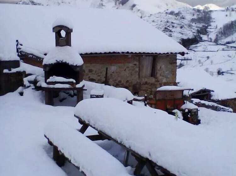 Albergue La Aldea Hostel