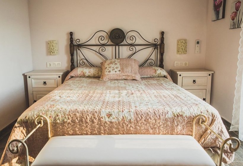 Apartamentos Rurales La Fatela