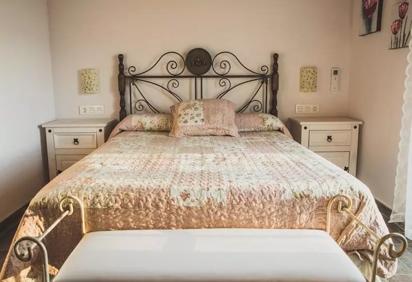 Apartamentos Rurales La Fatela
