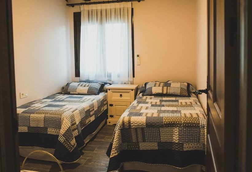 Apartamentos Rurales La Fatela