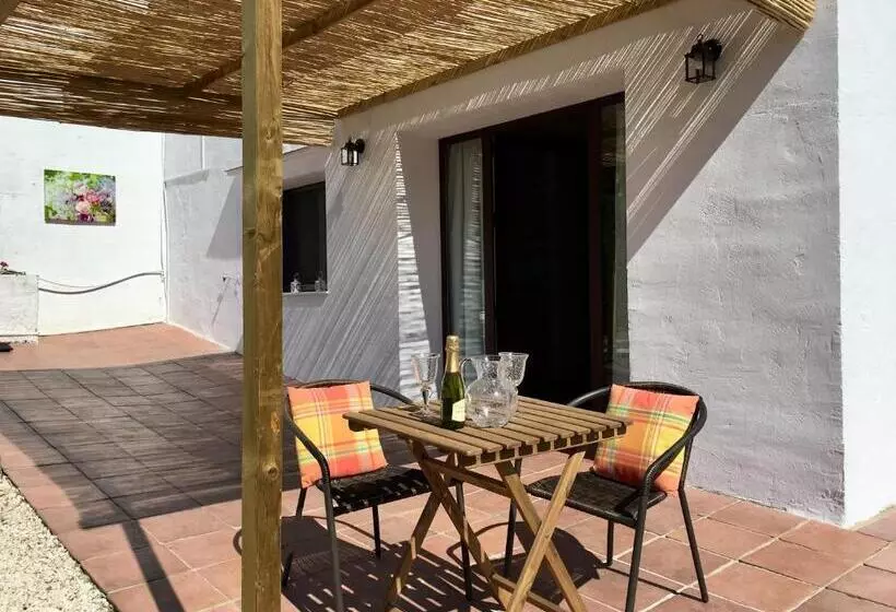 Aamiaismajoitus (B&B) Apartments Cortijo La Zapatera