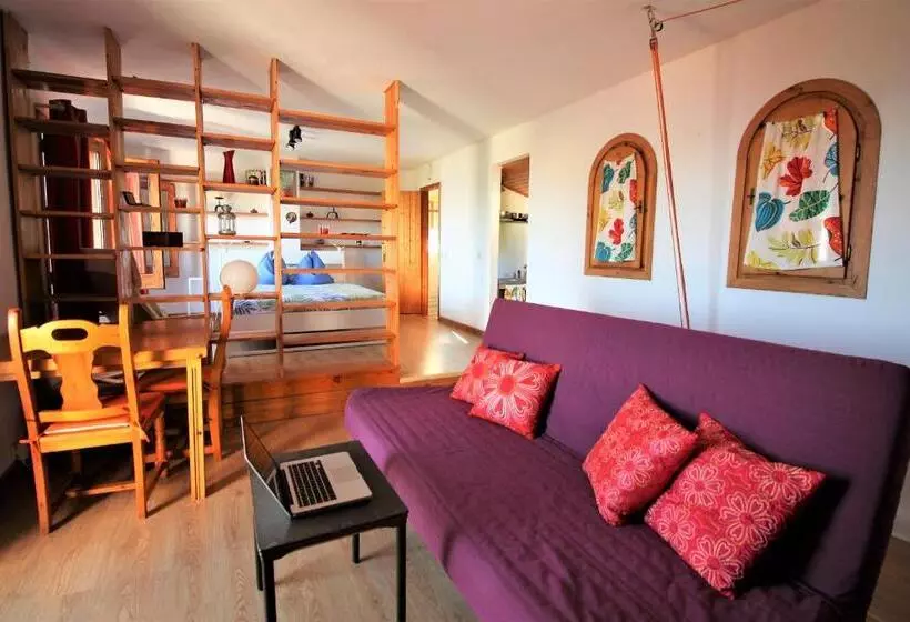 Aamiaismajoitus (B&B) Valle Y Mar, Casa De Huéspedes