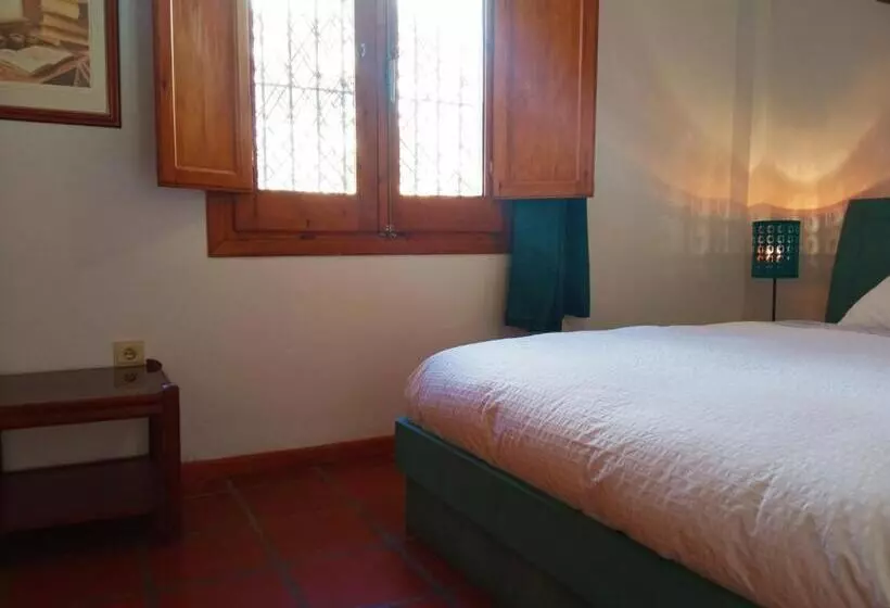 Aamiaismajoitus (B&B) Valle Y Mar, Casa De Huéspedes