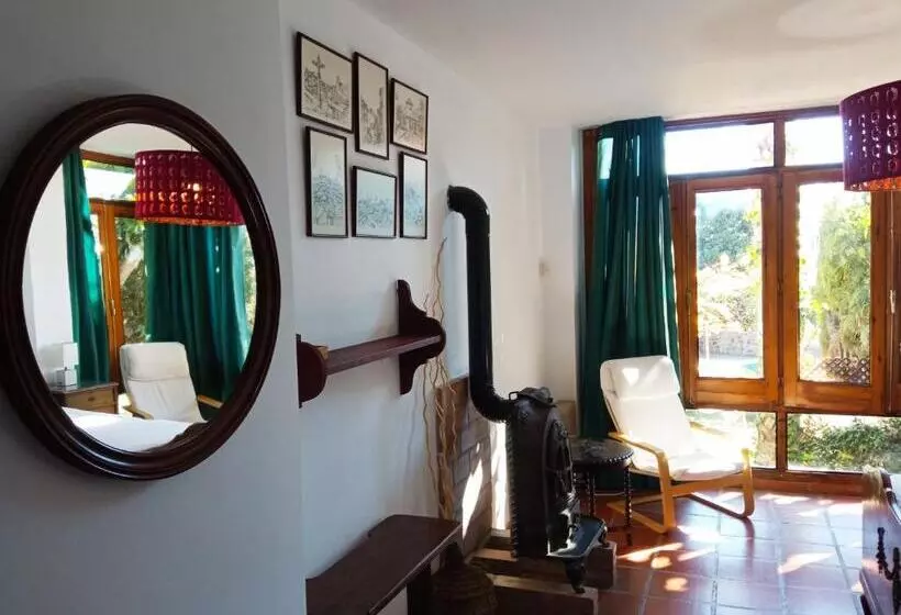 Aamiaismajoitus (B&B) Valle Y Mar, Casa De Huéspedes