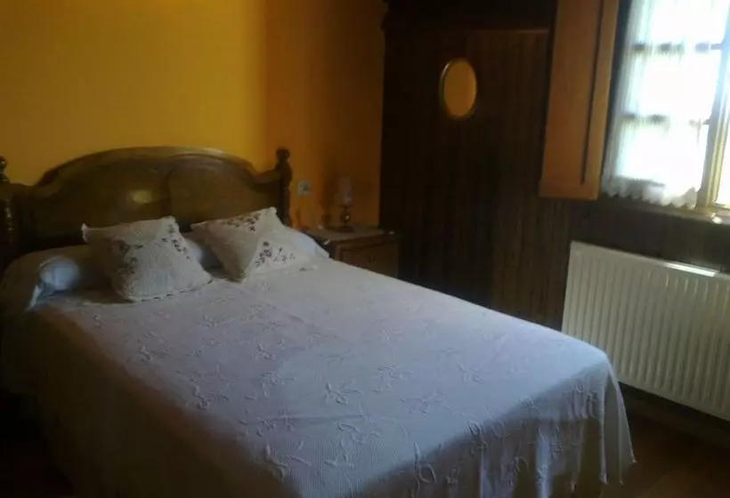 Casa Ferreiron  Near Playa De Penarronda