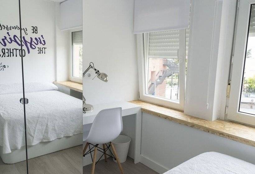 Mi Casa Inn Residencia Moncloa Hostel