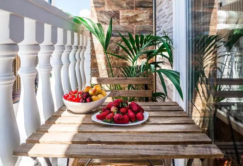 Majatalo Hostel Poseidon   Hm