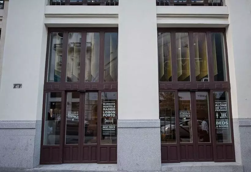 Room00 Gran Vía Hostel