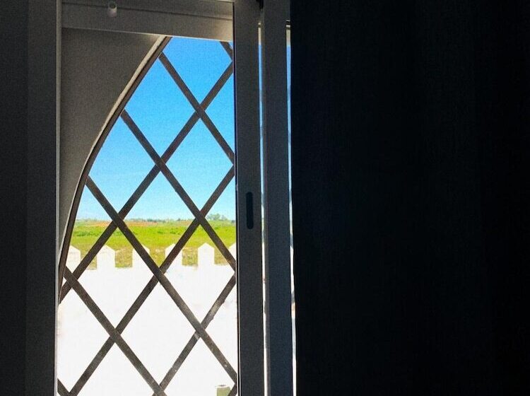 فندق صغير El Castillo