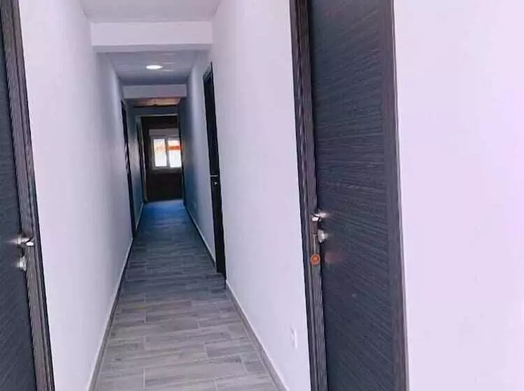 ユースホステル El Castillo