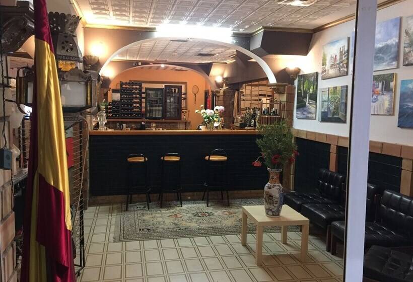 فندق صغير El Castillo