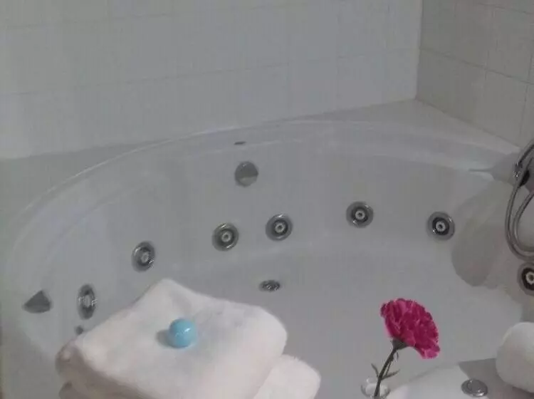 ユースホステル El Castillo