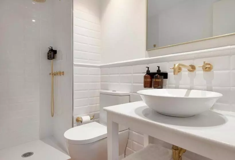 Alta House Apartments 4 Vents