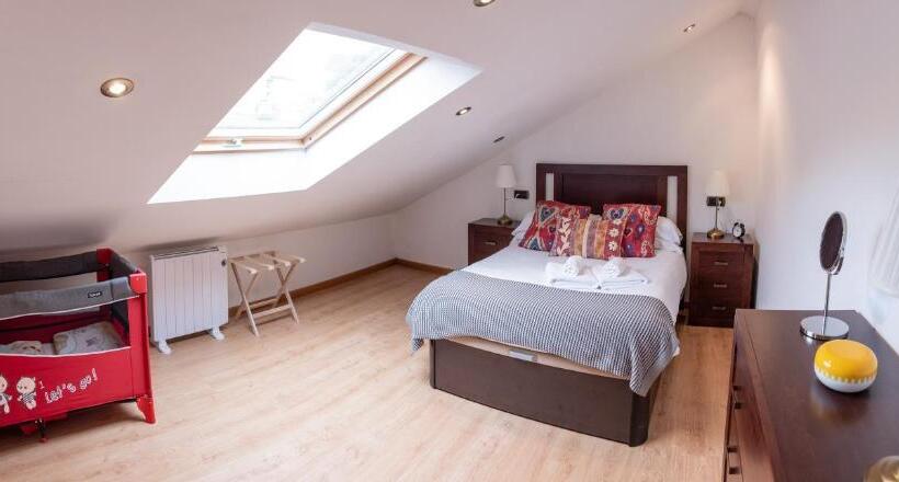 Apartamentos O Almacen