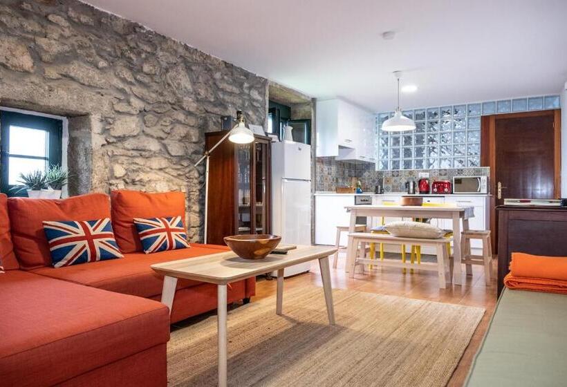 Apartamentos O Almacen