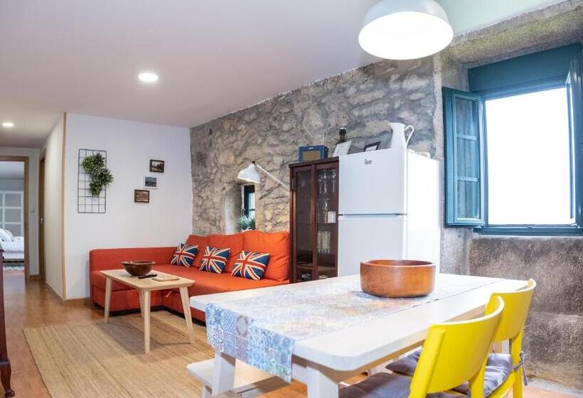 Apartamentos O Almacen