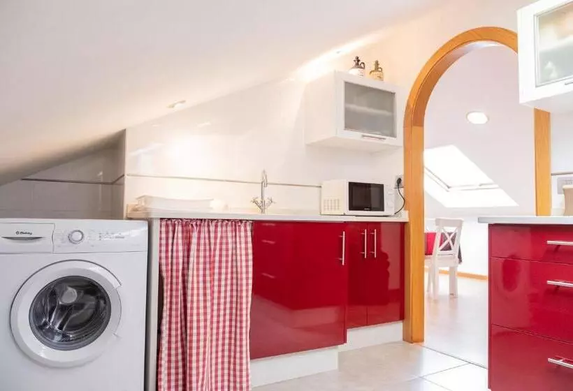 Apartamentos O Almacen