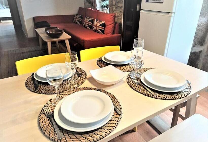 Apartamentos O Almacen