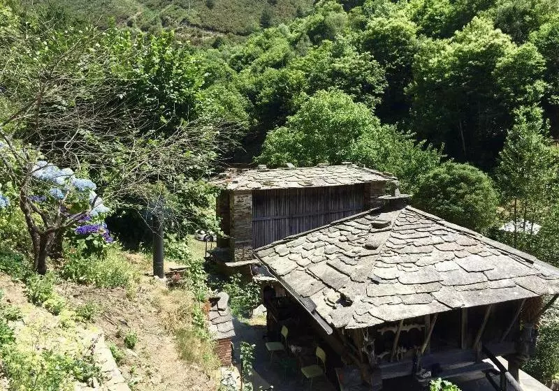 Complejo Rural Casona De Labrada