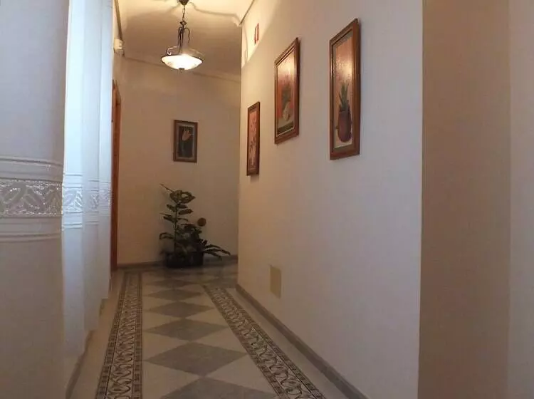 Hostal Avenida