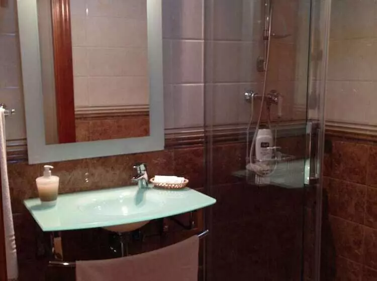 Hostal Avenida