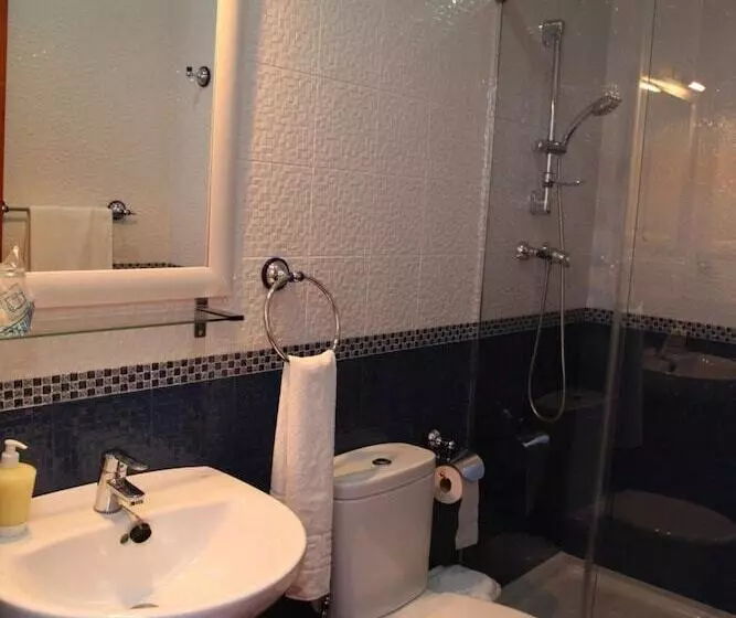 Hostal Avenida