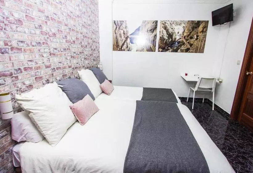 Hostal Caminito Del Rey