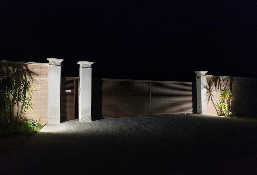 Хостел El Huesped Del Sevillano