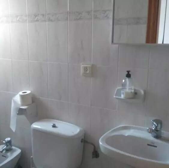 簡易ホテル Pensión  Mari Loli   Oficial