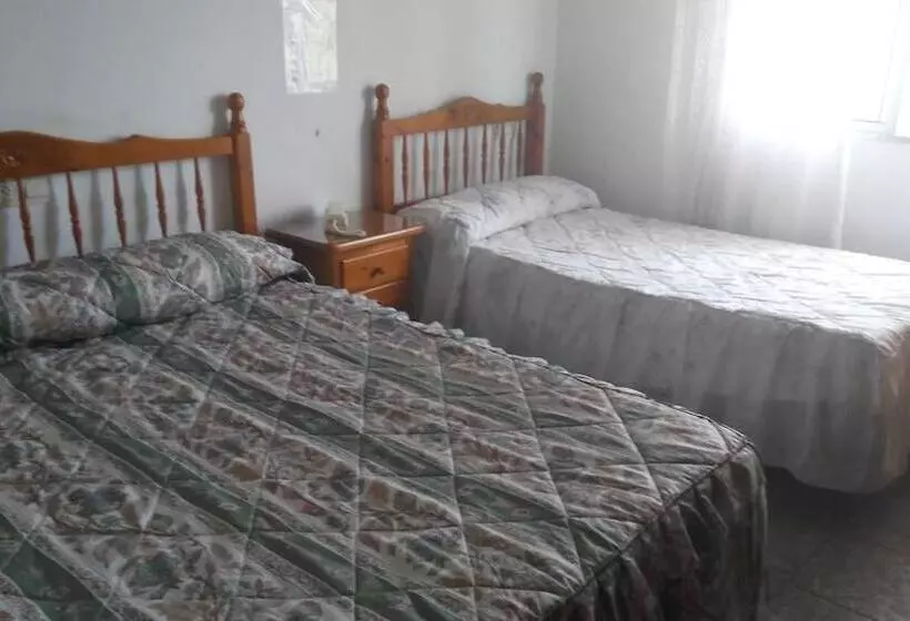 簡易ホテル Pensión  Mari Loli   Oficial