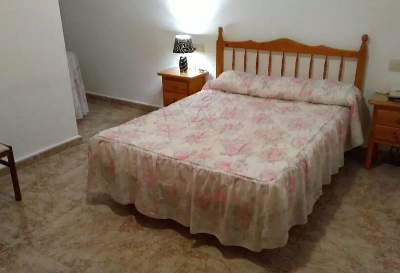 簡易ホテル Pensión  Mari Loli   Oficial