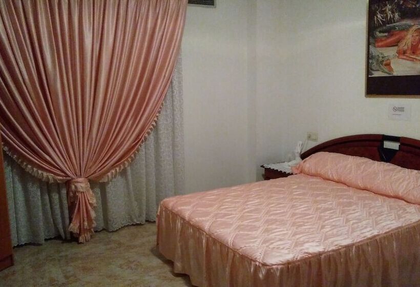 여관 Pensión  Mari Loli   Oficial